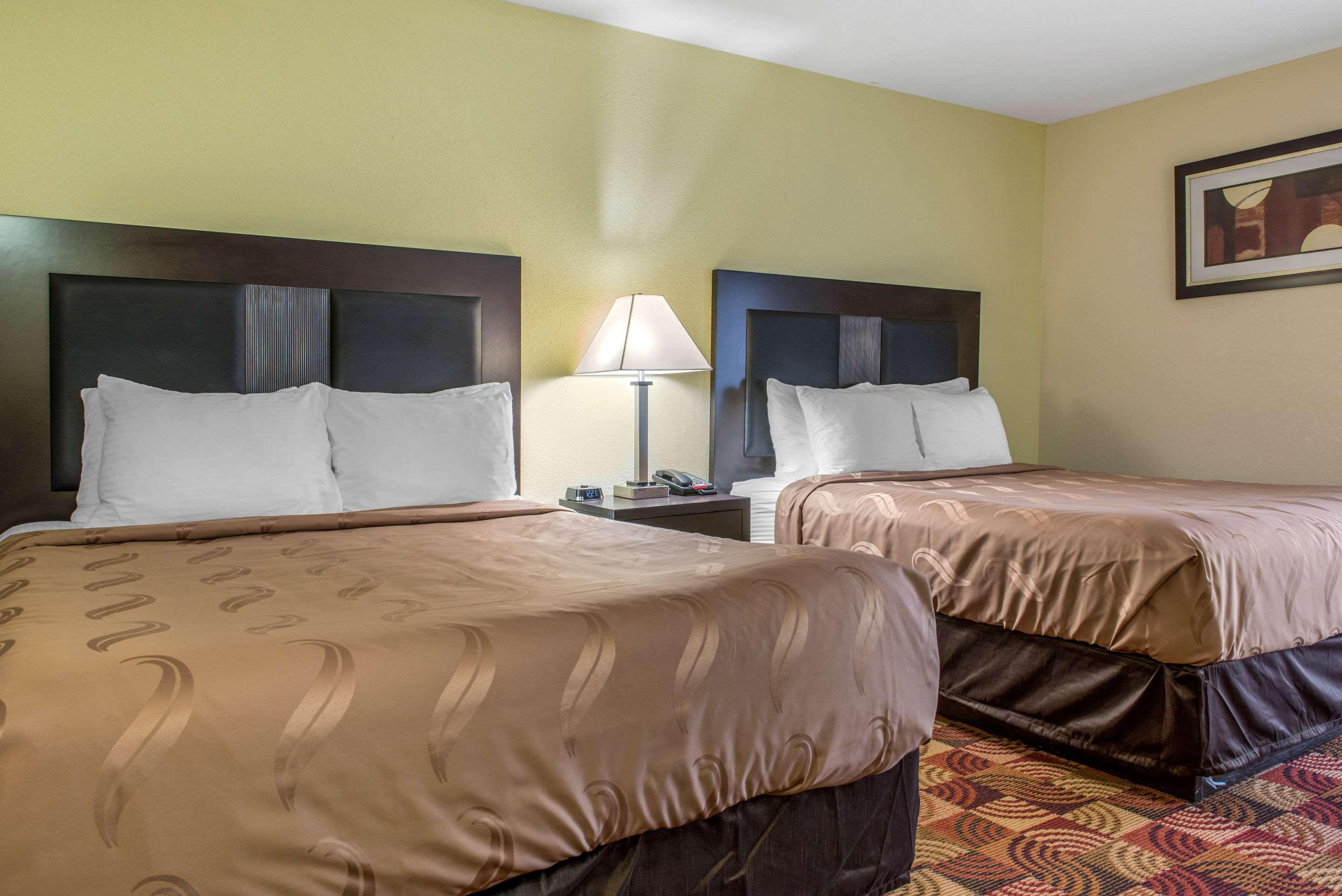 Quality Inn Bloomington Near University מראה חיצוני תמונה