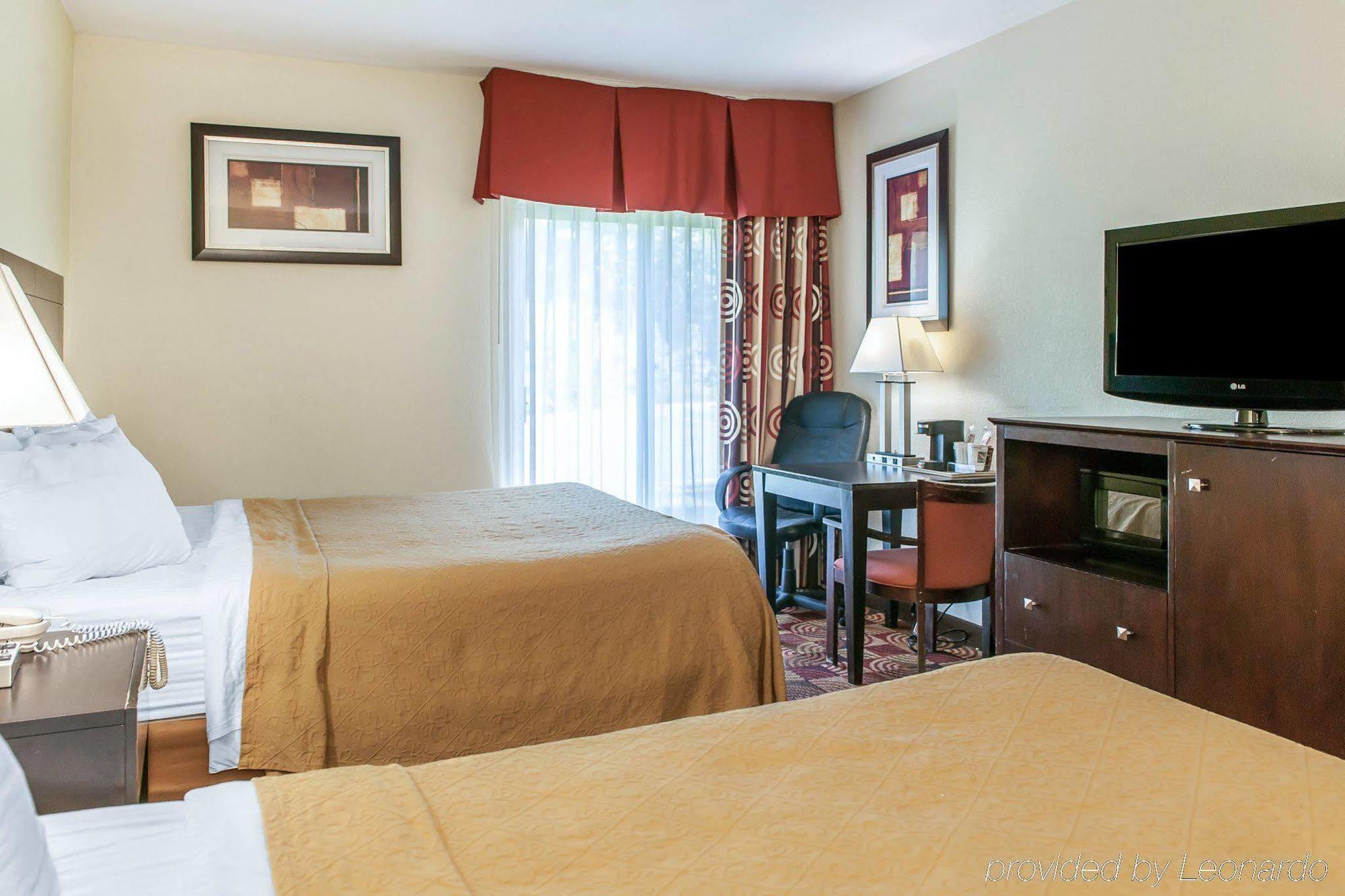 Quality Inn Bloomington Near University מראה חיצוני תמונה